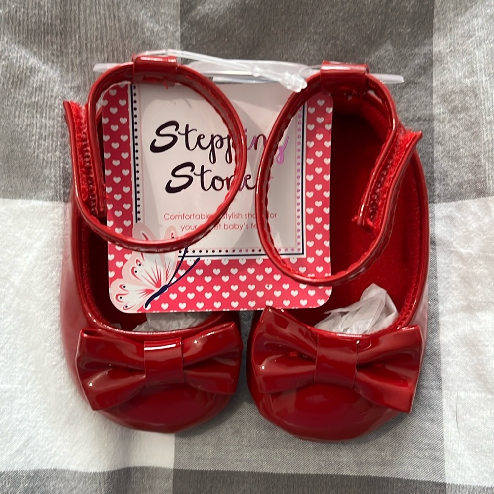 NWT Stepping Stones Baby Girl Shoes / 0-3 Months